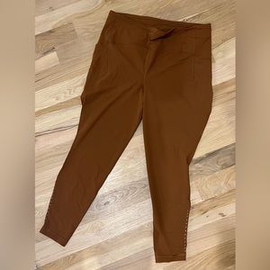 LULULEMON, Woman’s like new condition Lululemon leggings size 18